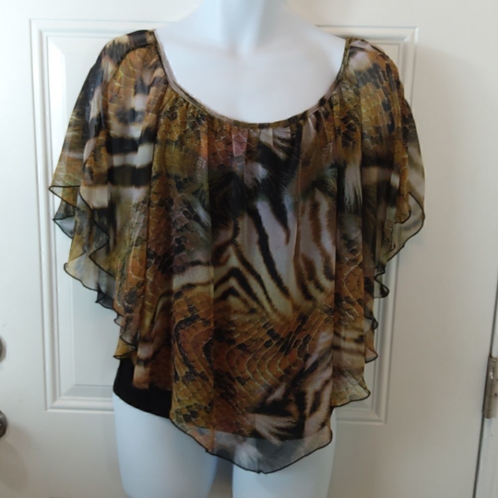 New directions butterfly top with attached tank - Picture 2 of 9